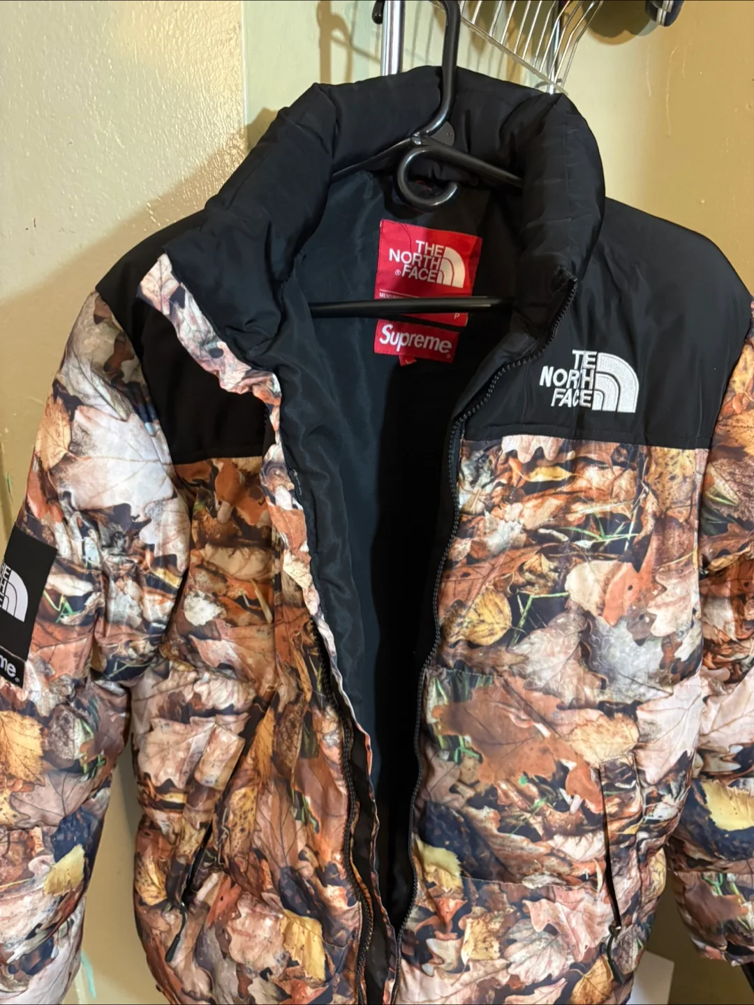 Supreme x The North Face Puffer Jacket image indicator(3)