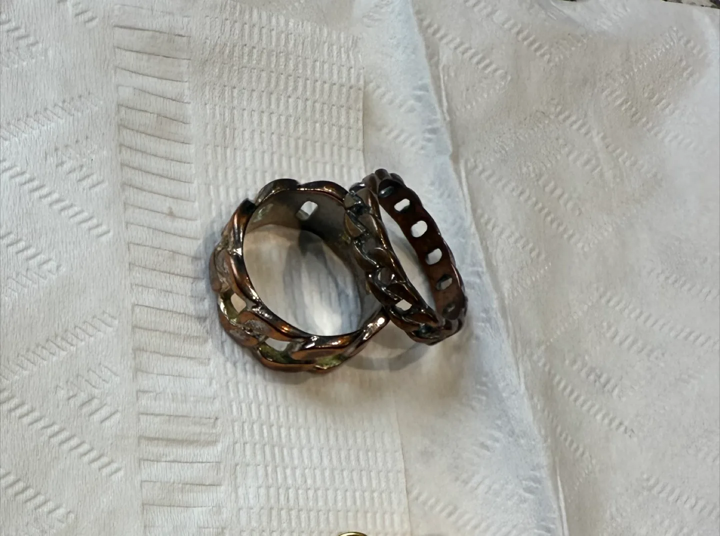 #freecycle Two Chain Link Rings image indicator(2)