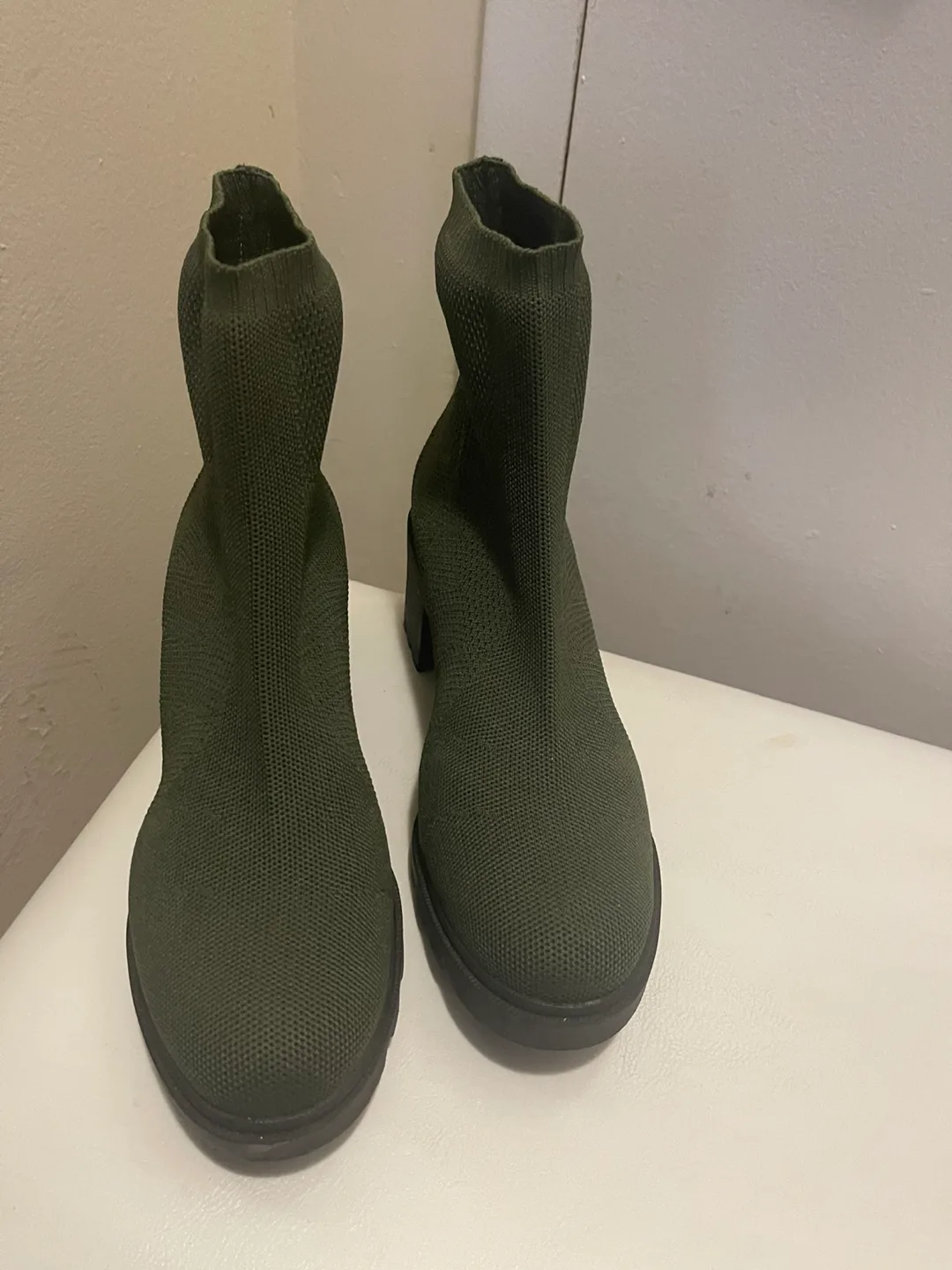 Camper Women's Green Knit Heeled Boots - Size 11 image indicator(2)