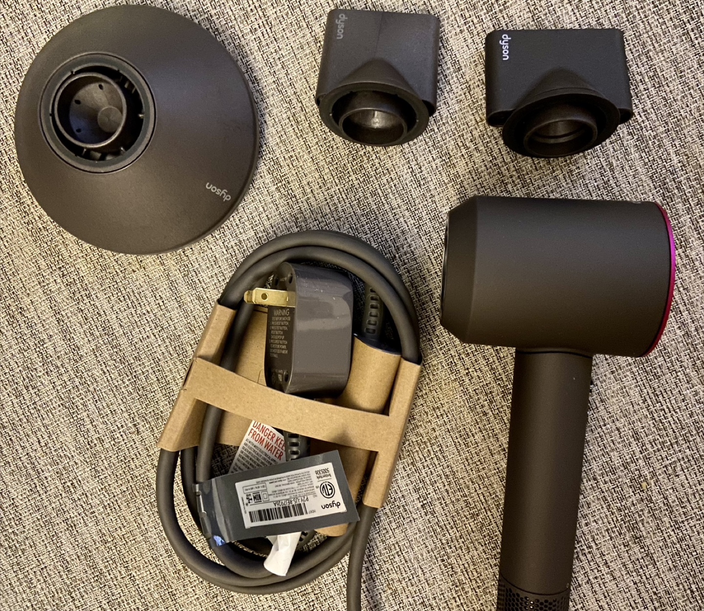 Dyson hairdryer - photo 4