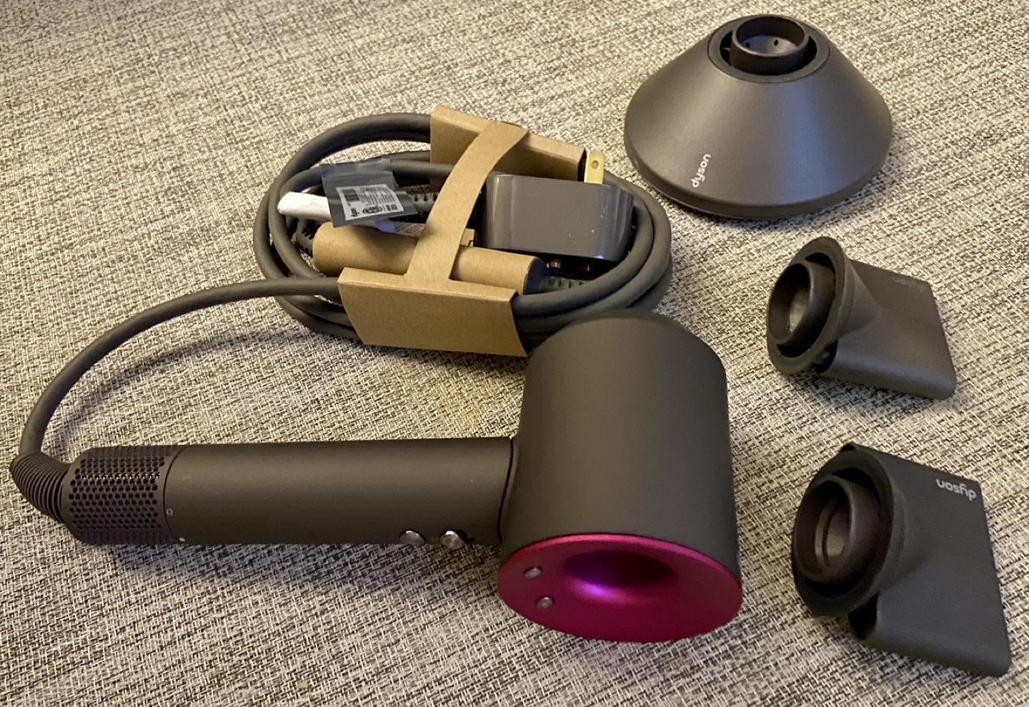 Dyson hairdryer - photo 3