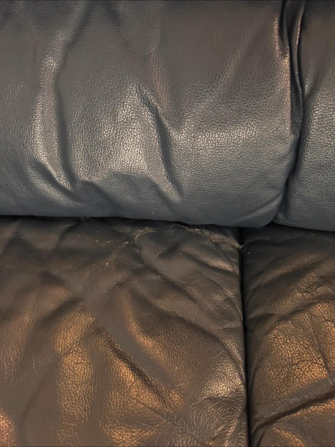 Leather Loveseat - dark blue image indicator(3)