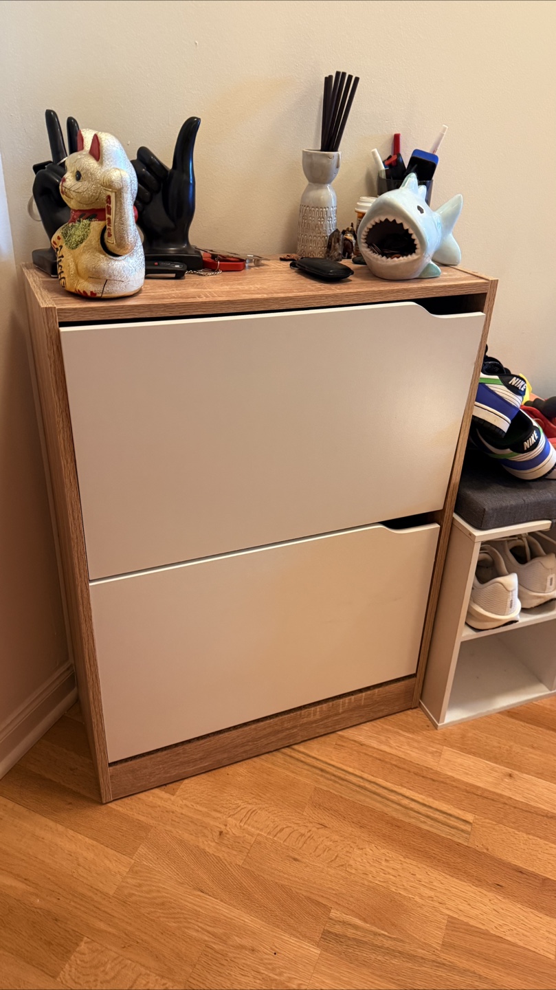 FREE - Shoe entry cabinet