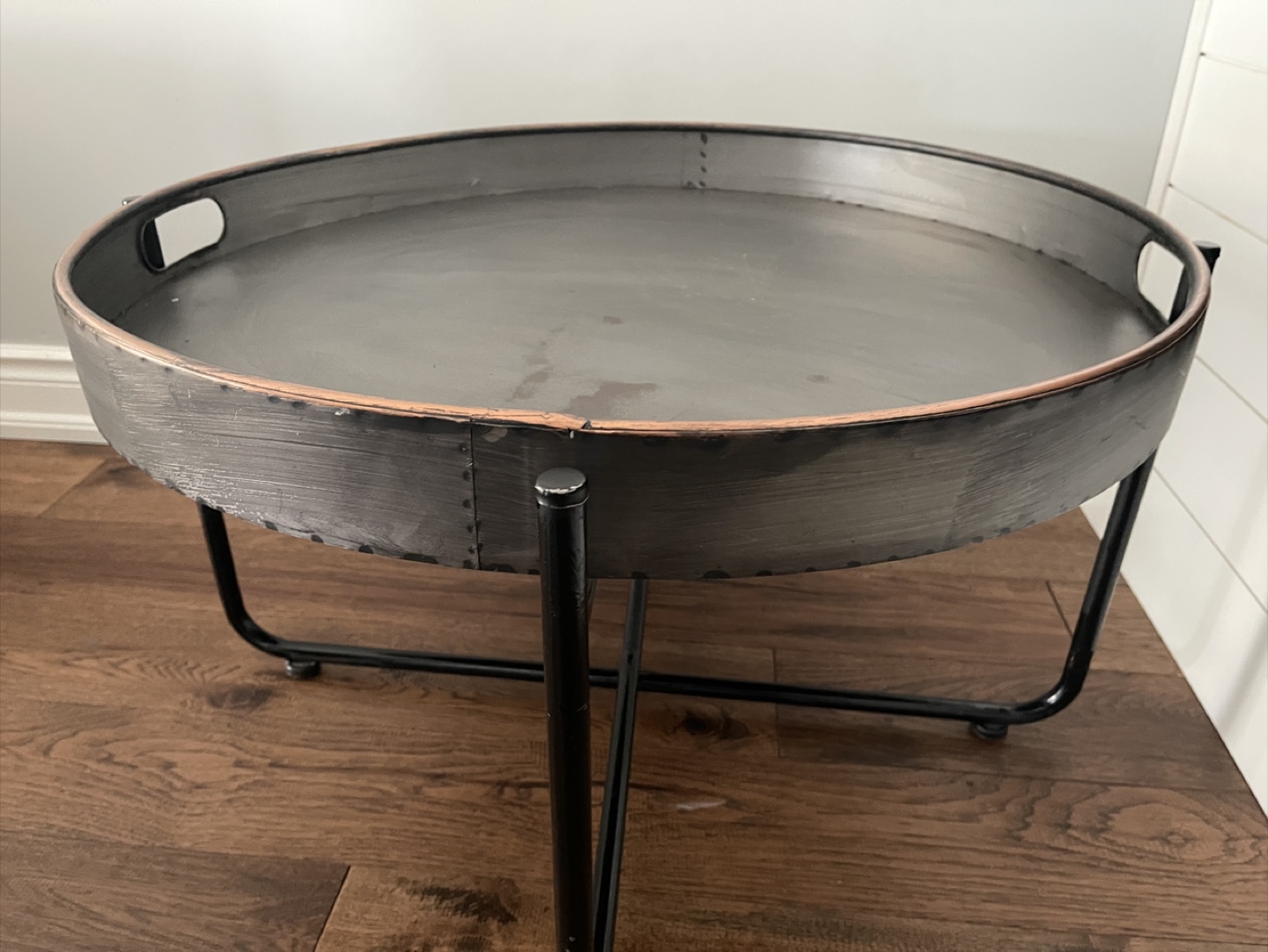 Round Metal Coffee Table - photo 3