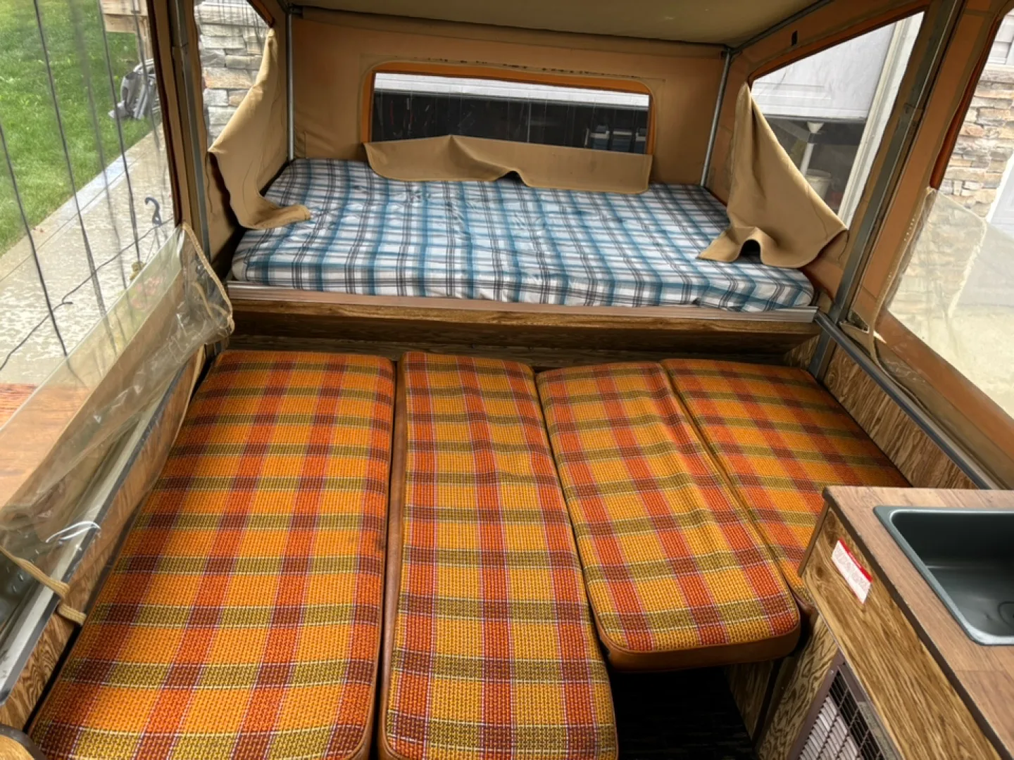 Pop-up Camper image indicator(9)