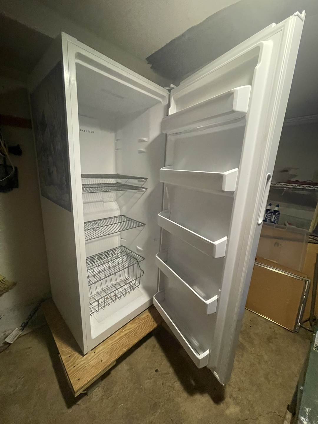 Frigidaire Upright Freezer - White - photo 2