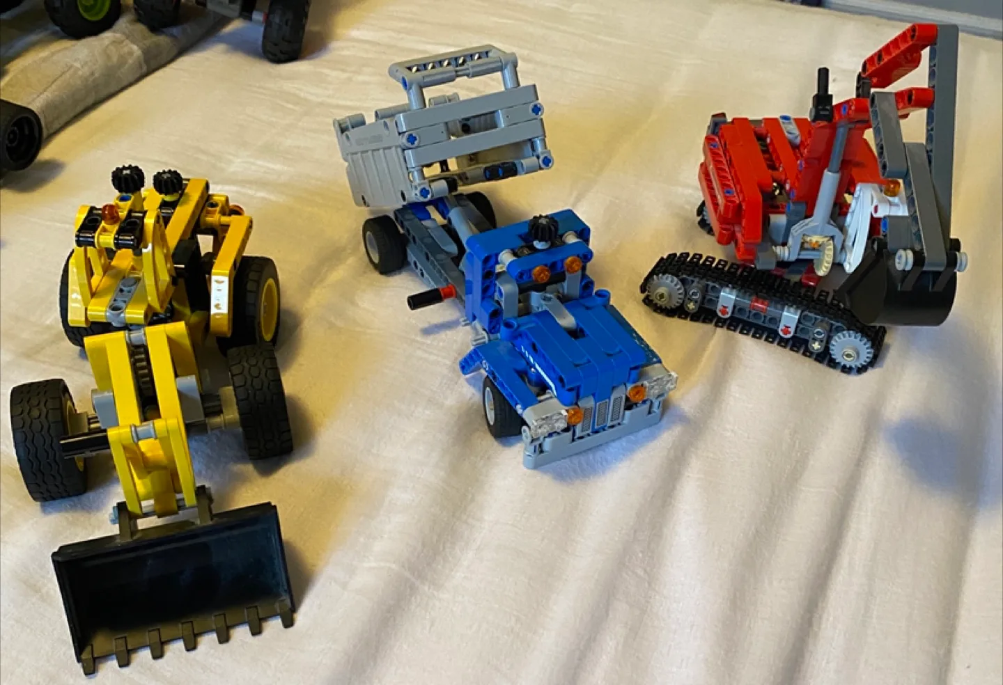 Lego Technic Construction Vehicles thumbnail