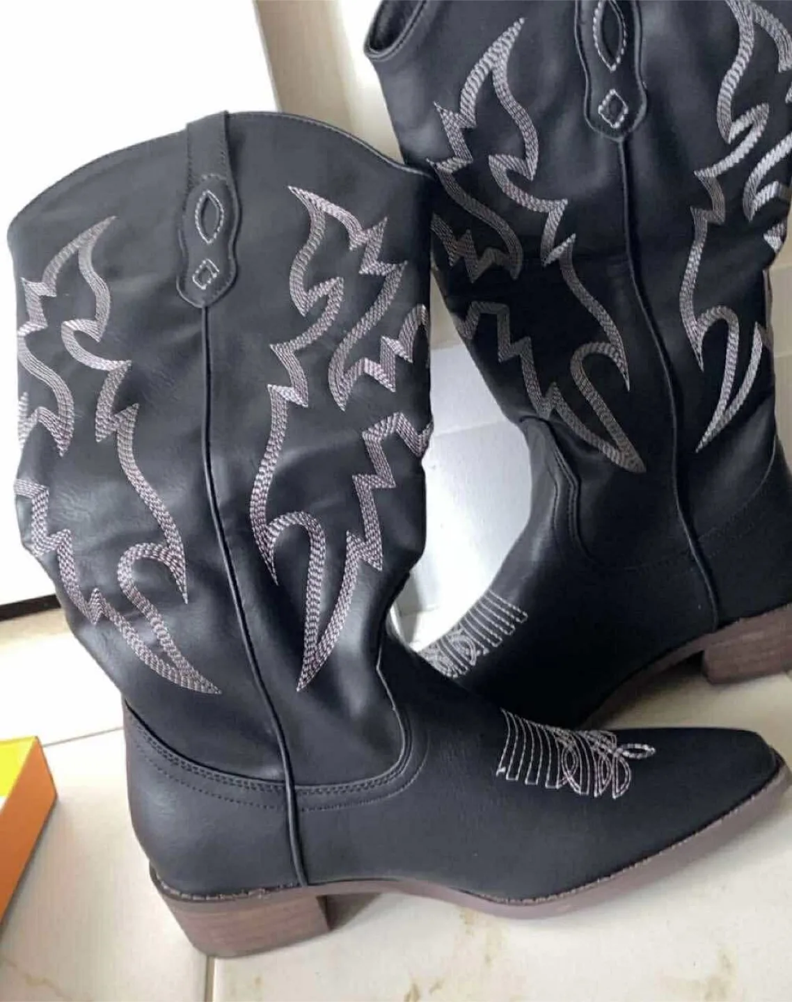 Bkwhday Women's Cowgirl Boots, Sz 9 (Euro 39) Black image indicator(2)