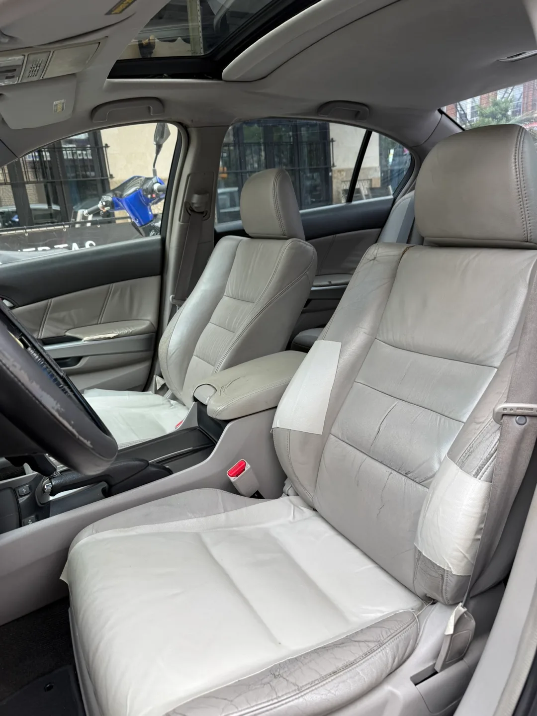 2008 Honda Accord EX-L, 115k miles image indicator(9)