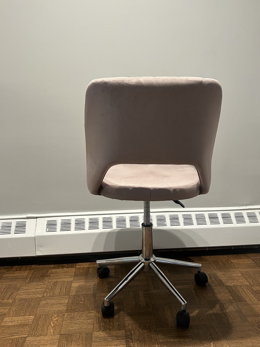 Pink Velvet Office Chair - photo 4