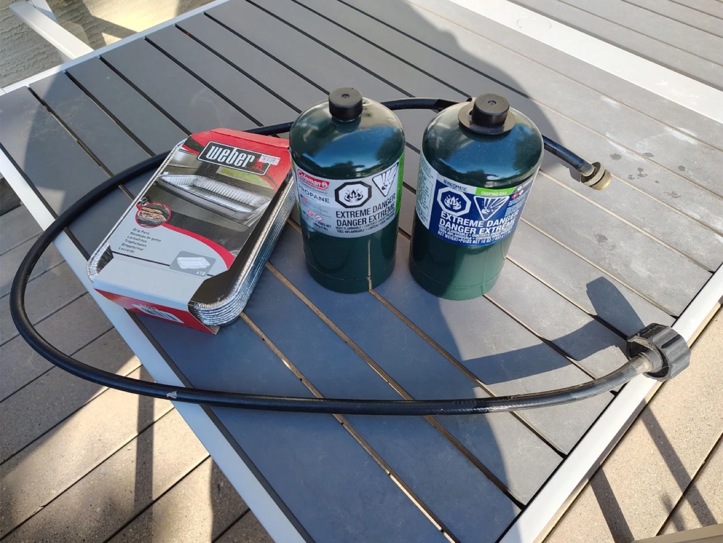 Weber BBQ New Condition with Stand and Accessories - photo 5