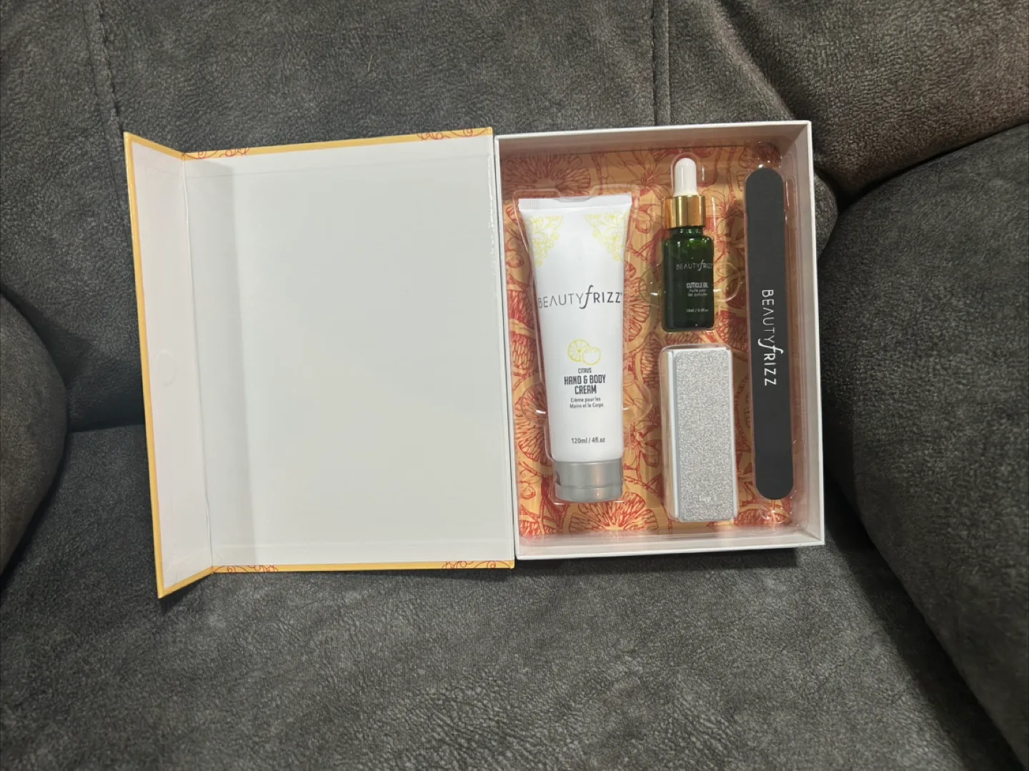 Beauty Frizz Citrus Manicure Set thumbnail