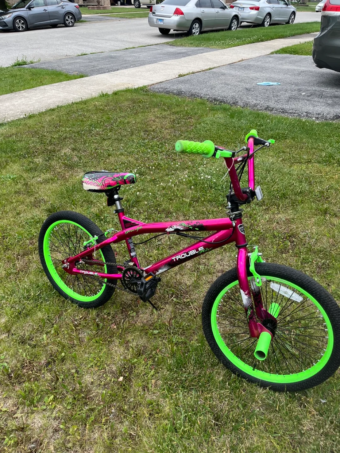 Trouble BMX Bike - Pink & Green thumbnail