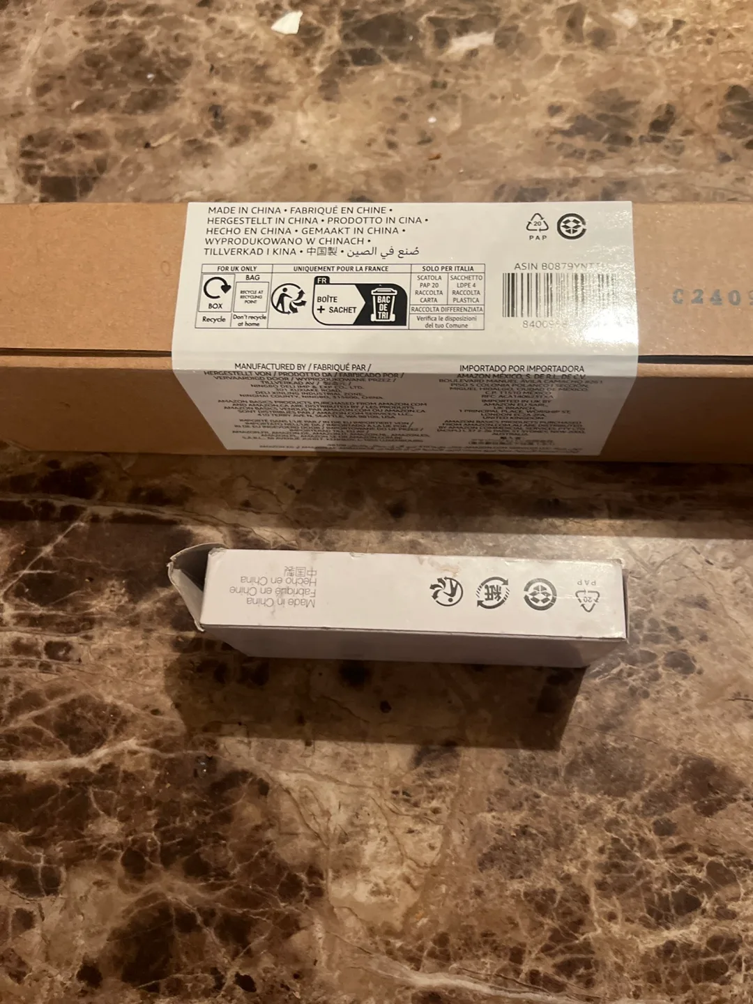 Amazon Basics 3-Hole Punch, 10-Sheet Capacity image indicator(3)