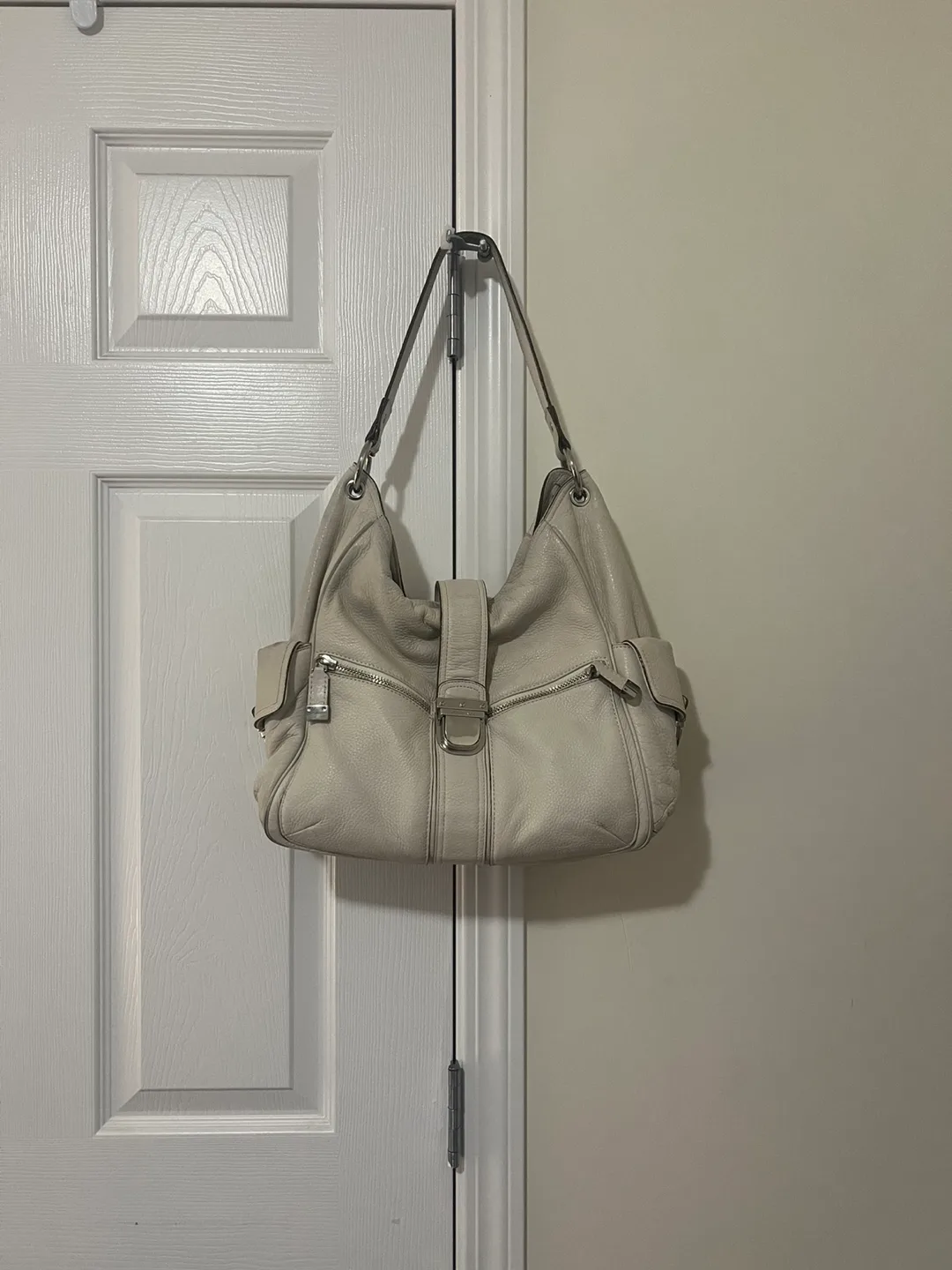 Michael Kors Shoulder Bag thumbnail
