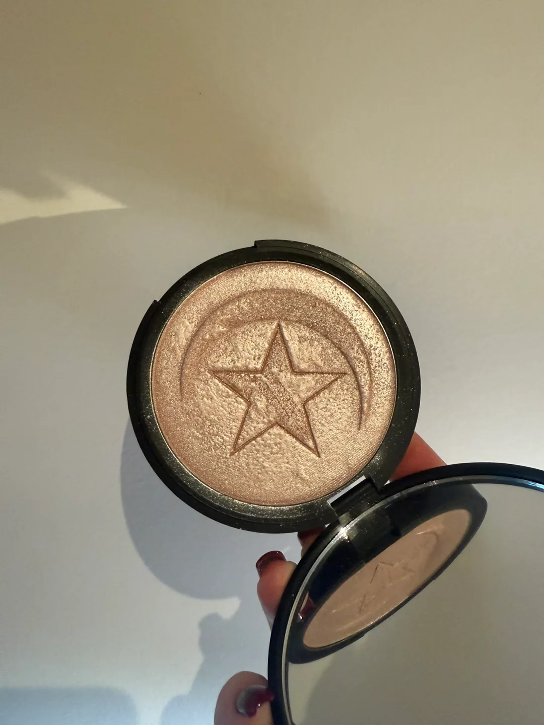 Jeffree Star Cosmetics Skin Frost Eclipse Highlighter image indicator(2)