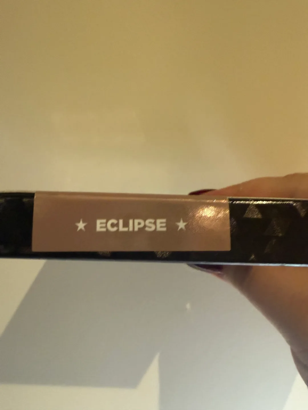 Jeffree Star Cosmetics Skin Frost Eclipse Highlighter image indicator(5)