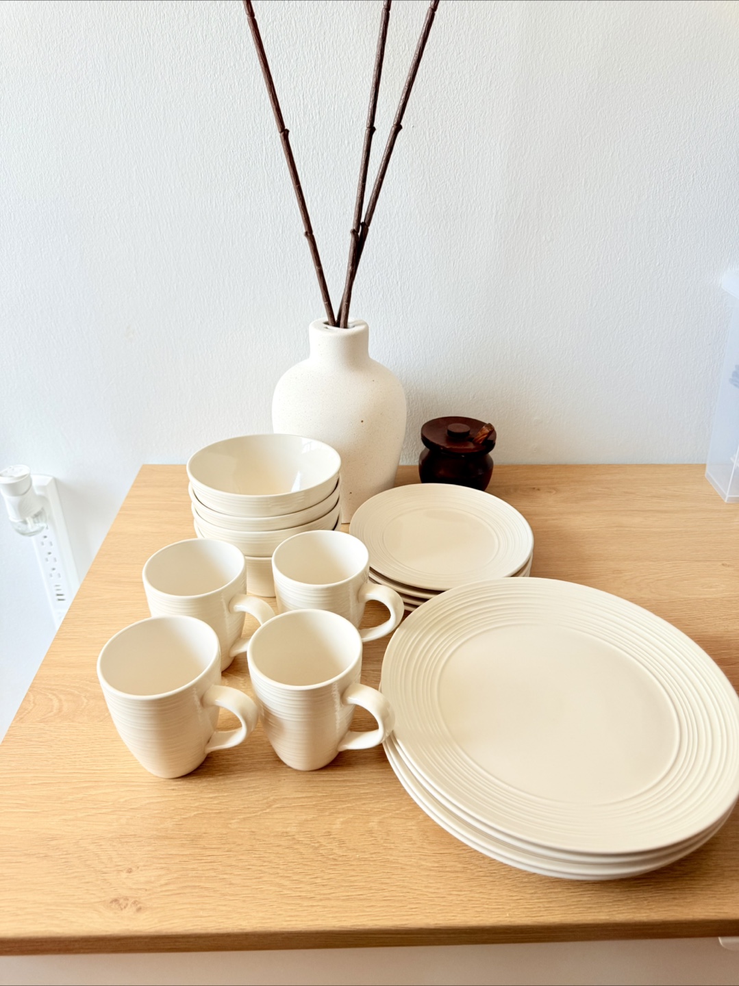 16 piece Dinnerware Set - Cream/Off White - photo 2