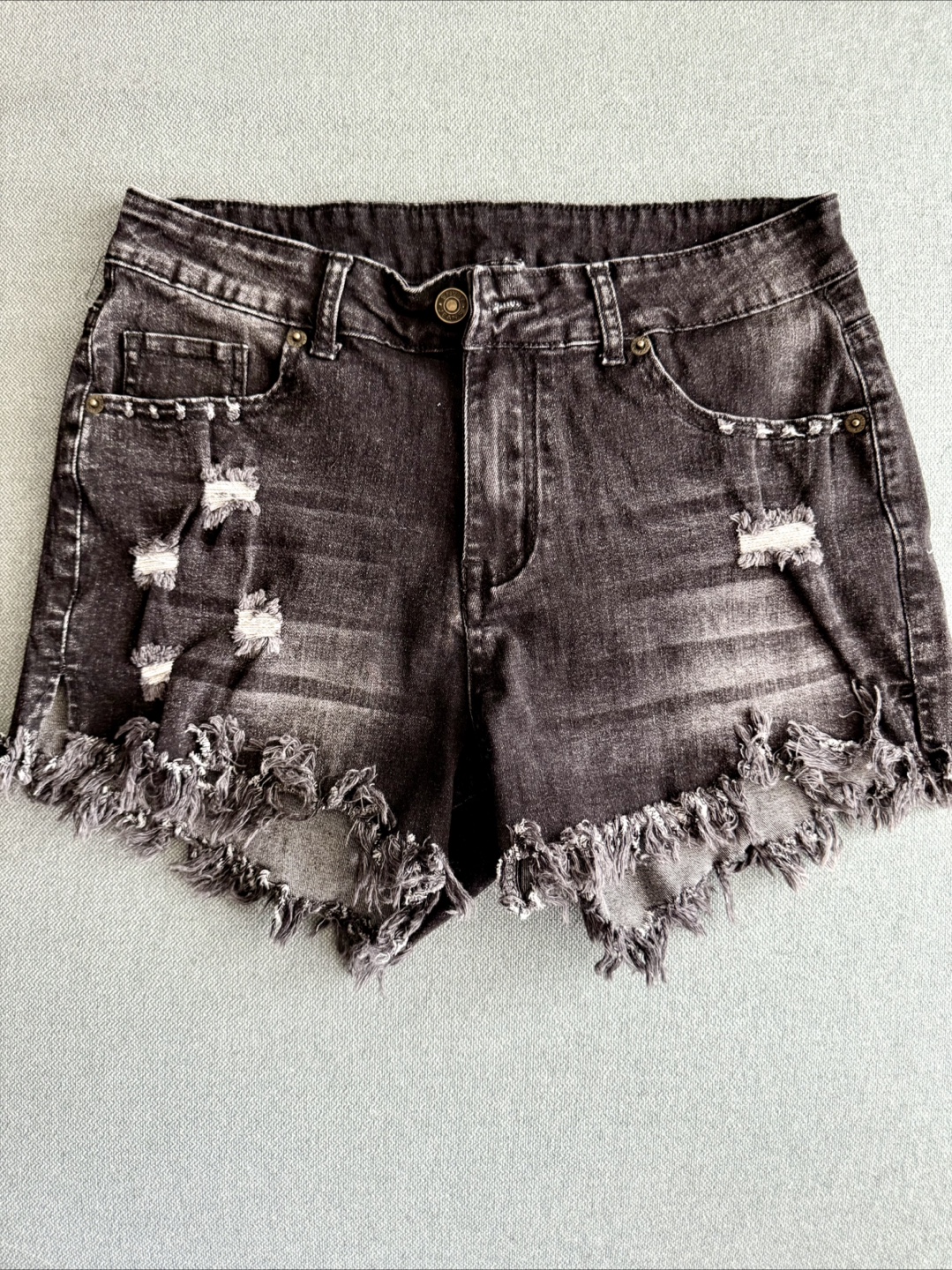 Set of 3 Women’s Summer Denim Shorts - US Size 4 - photo 3