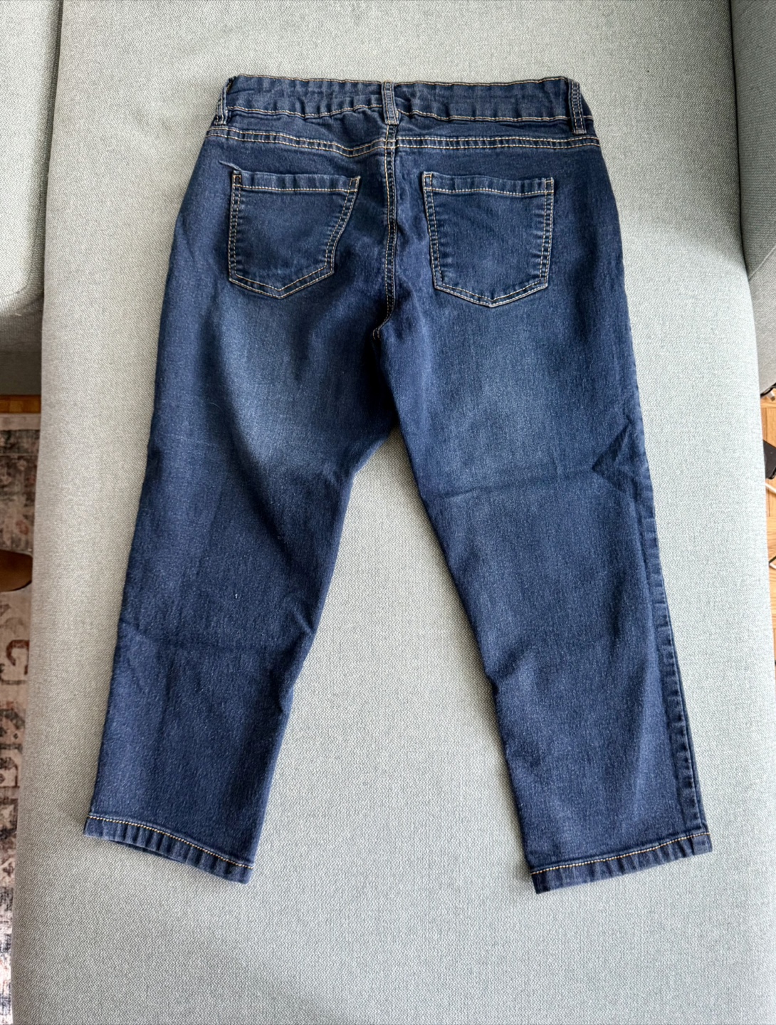 Set of 3 Women’s Denim Capris - US Size 4 - photo 2