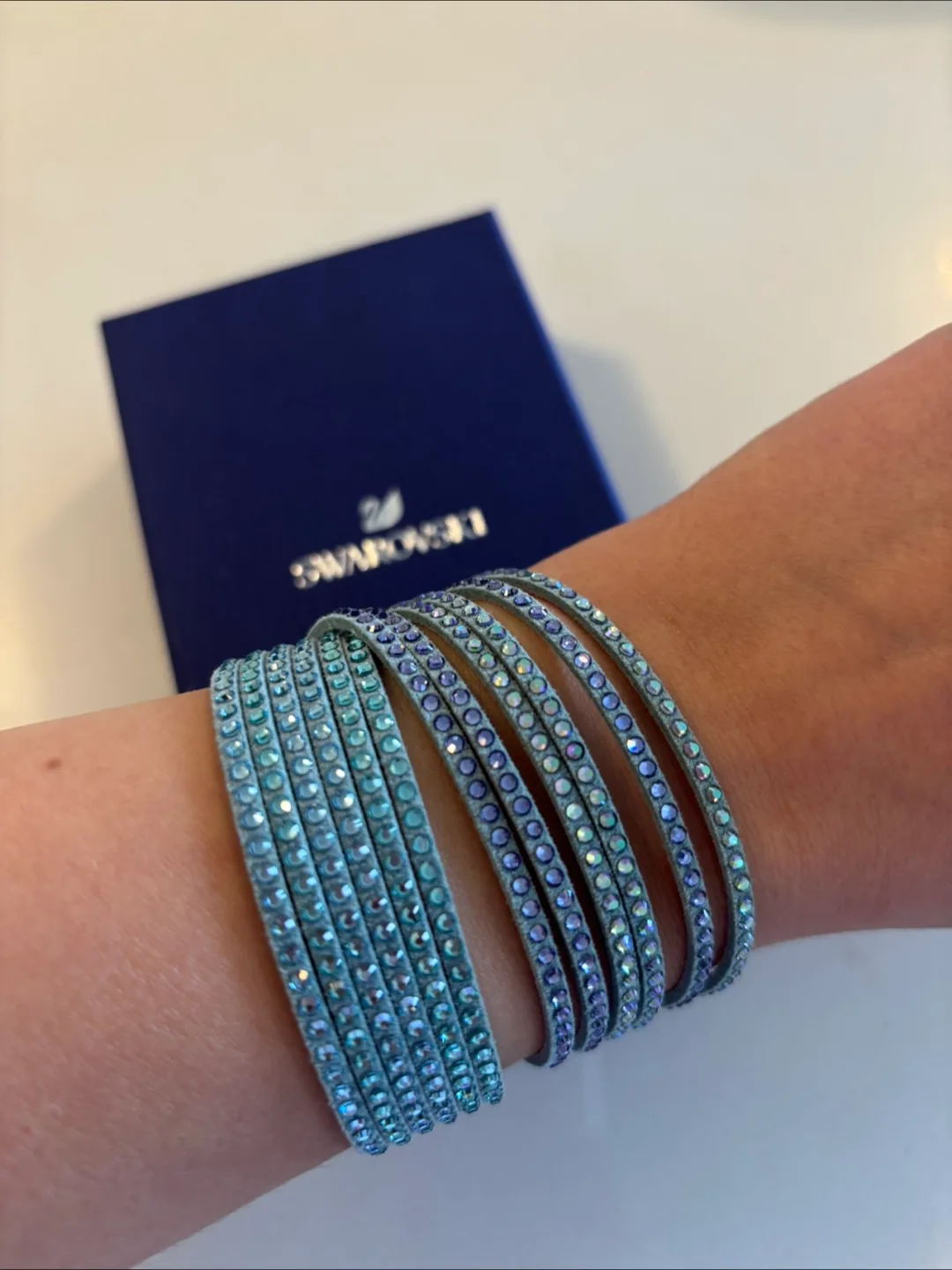 Swarovski Slake Wrap Bracelet with box image indicator(3)