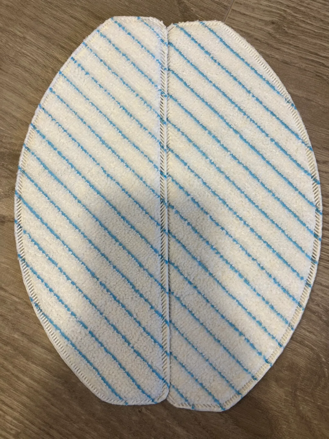 Ecovacs Deebot N10 Max Robot Vacuum with Auto-Empty Station image indicator(8)