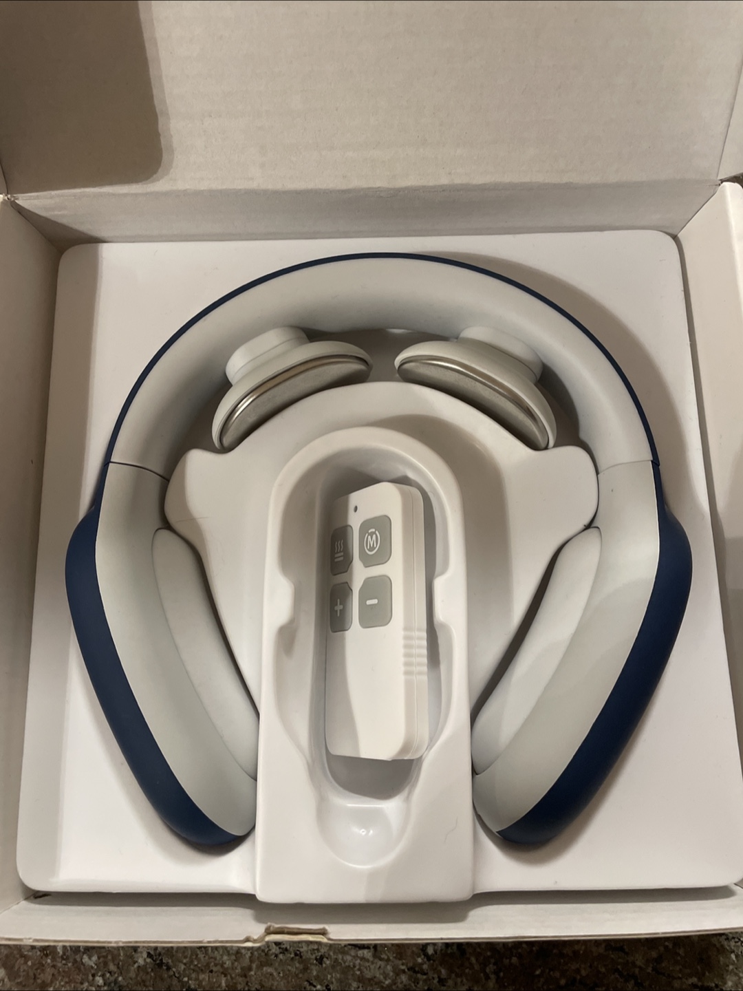 Intelligent Neck Massager - Blue & White - photo 2