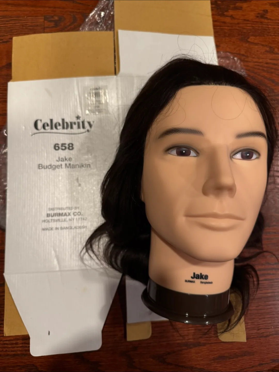 Celebrity Jake Budget Manikin Head image indicator(2)