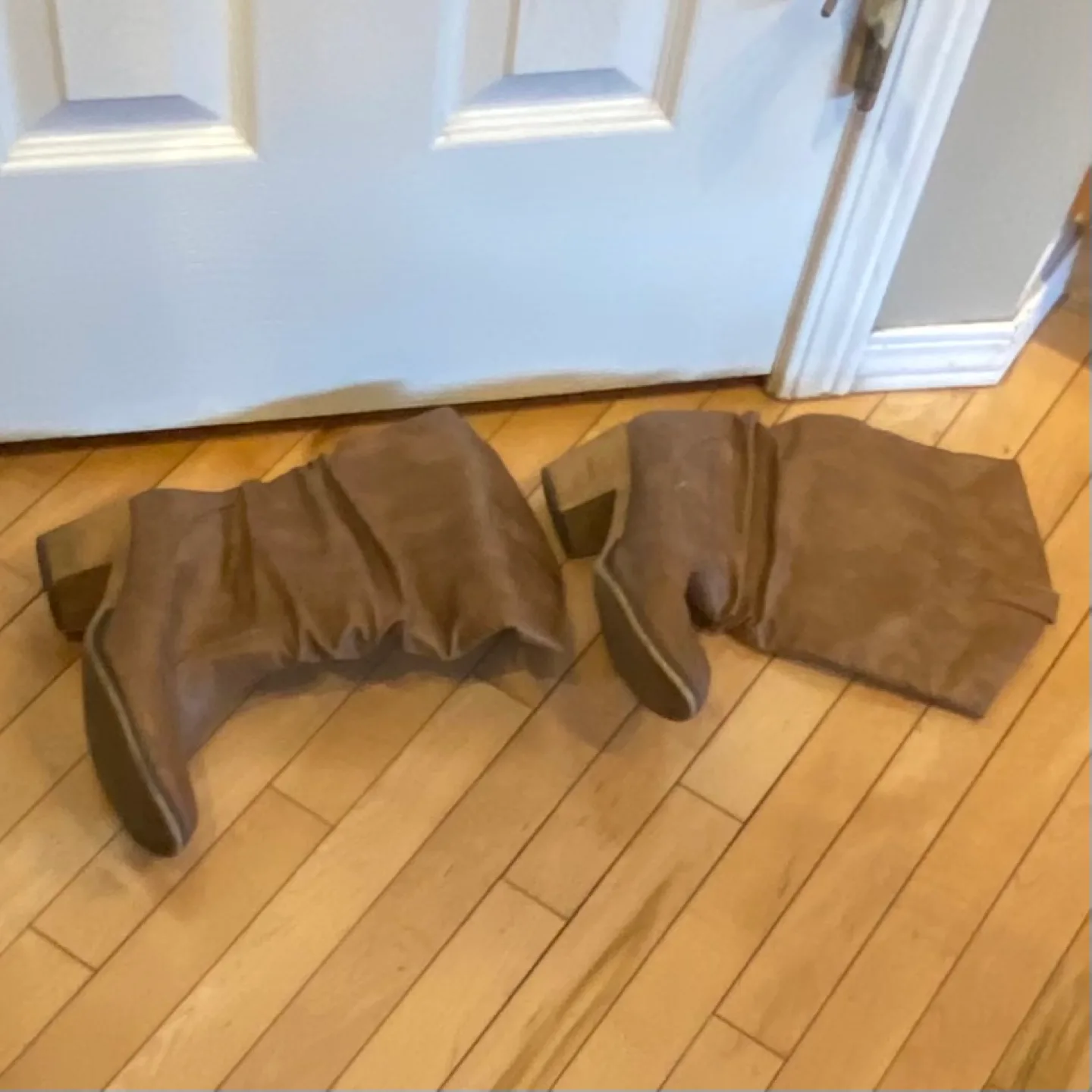 Freecycle Brown Boots, Size 8 thumbnail