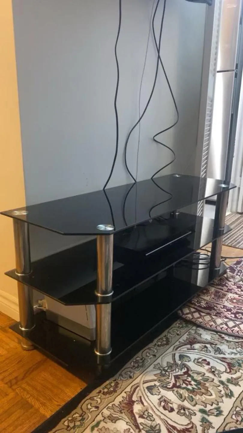 Black Glass TV Stand thumbnail
