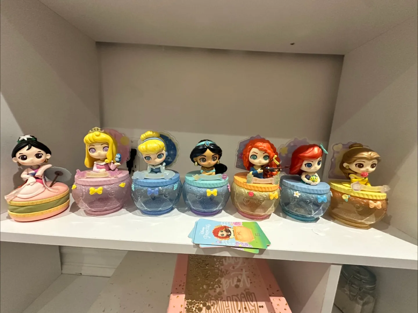 Miniso blind box princesses thumbnail