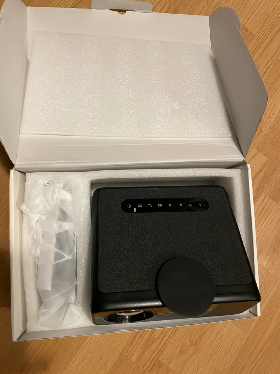 Projector (Brand New) image indicator(3)