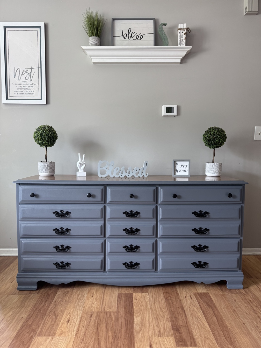 ✨🩶🤎Beautiful solid wood dresser🤎🩶✨