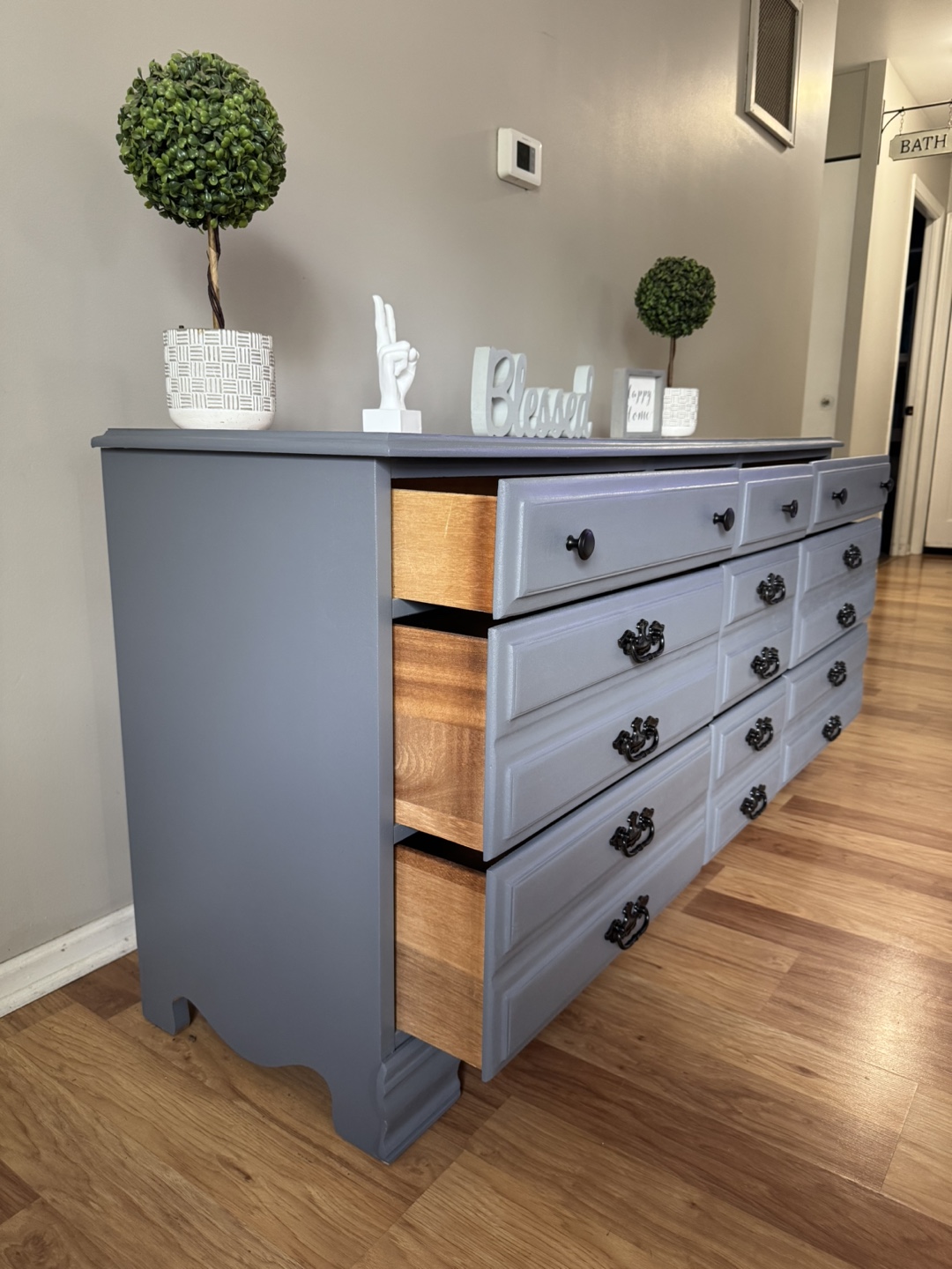 ✨🩶🤎Beautiful solid wood dresser🤎🩶✨ - photo 3