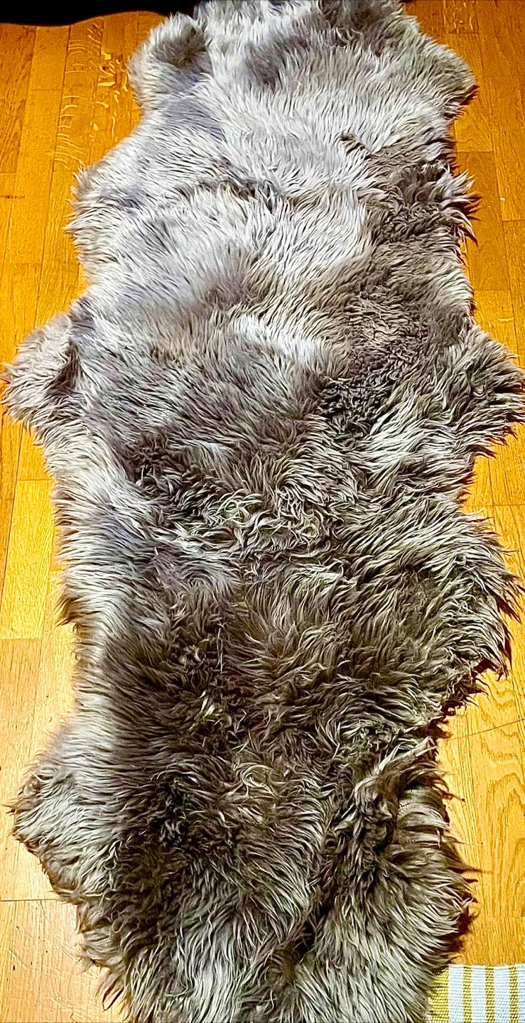 Grey Sheepskin Rug image indicator(2)