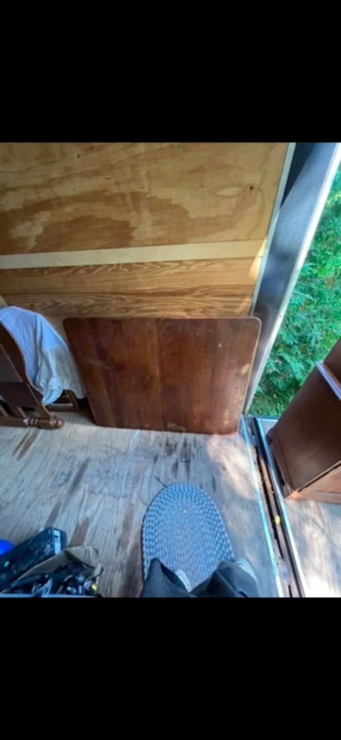 Wooden Hutch with Glass Cabinets image indicator(3)