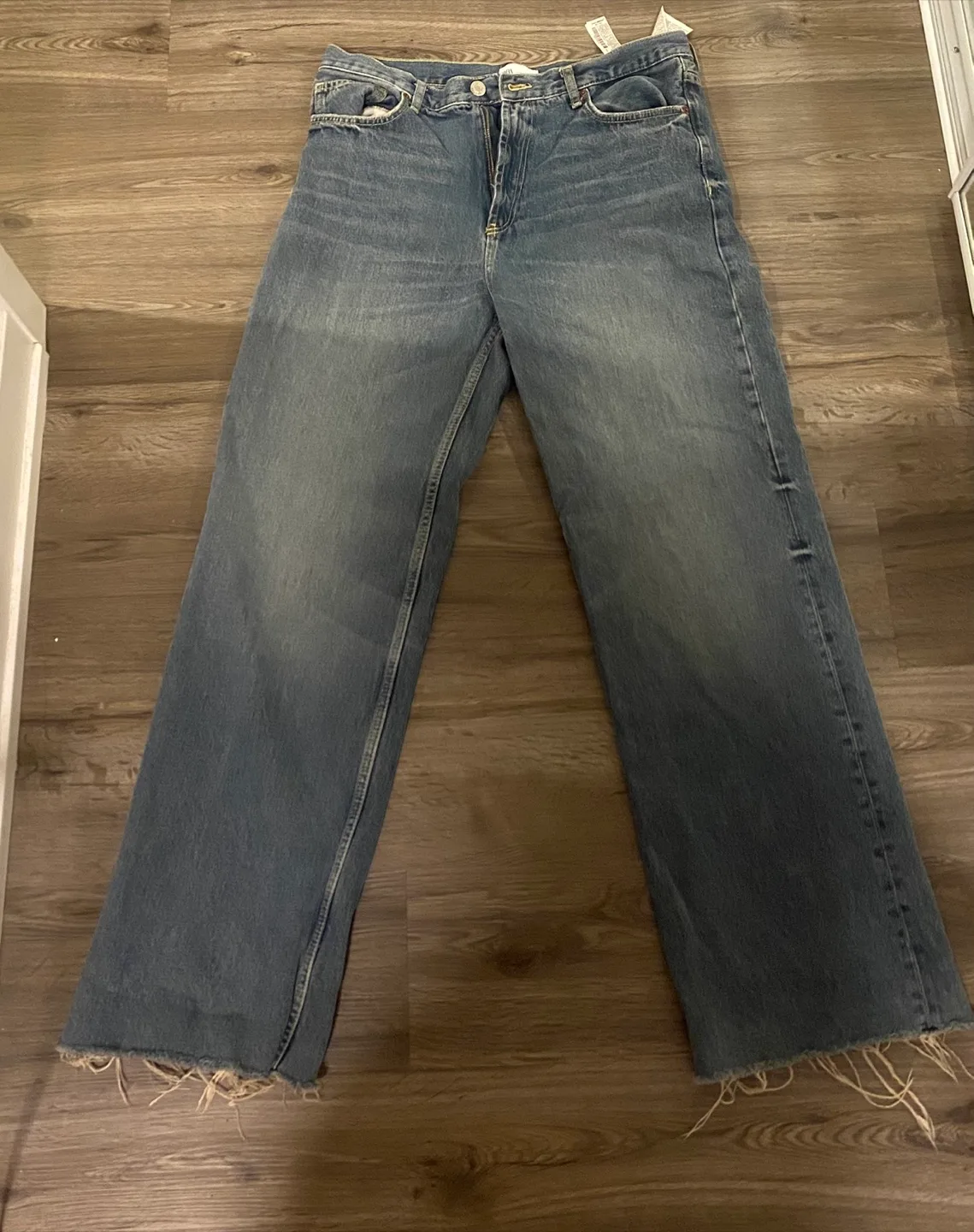Zara Wide Leg Jeans - Size 12 thumbnail