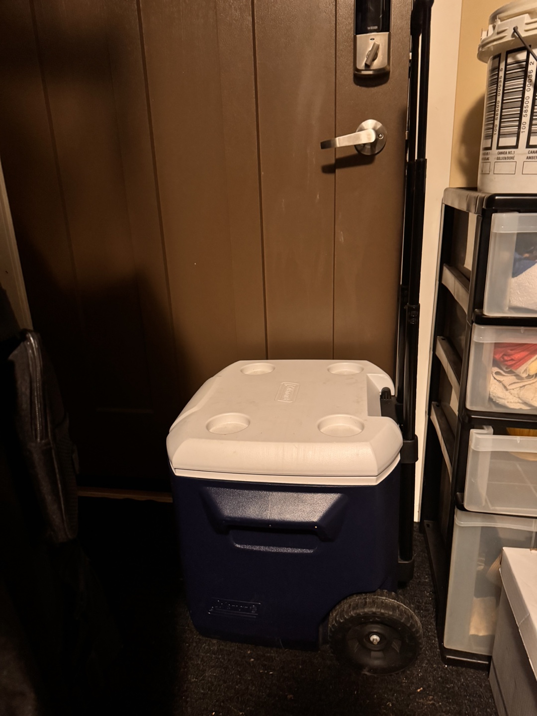 Coleman 45 Quart Wheeled Cooler - Blue/White - photo 3