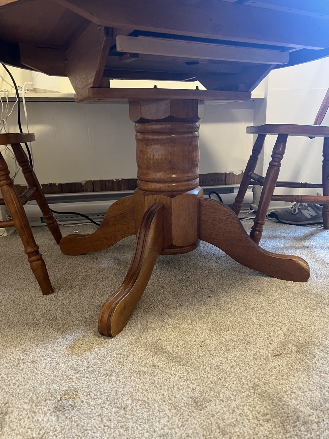 Round Wooden Dining Table with Chairs - photo 3