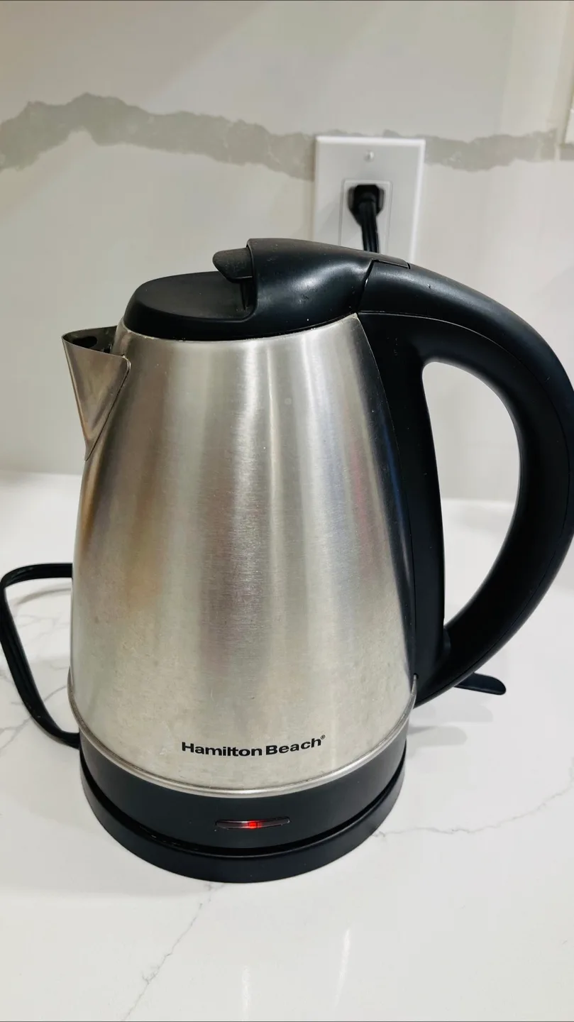 Hamilton Beach Electric Kettle thumbnail
