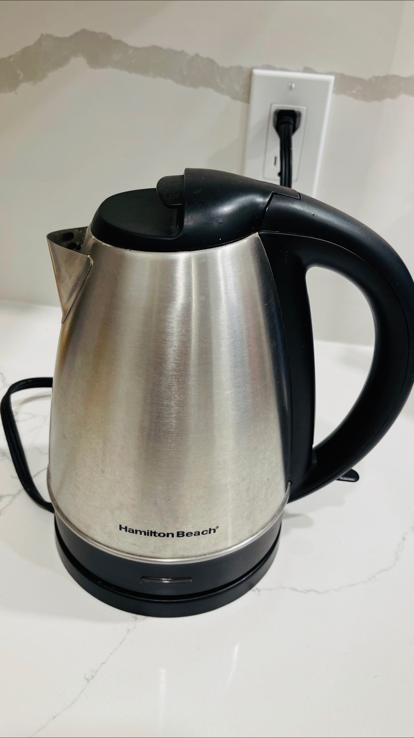 Hamilton Beach Electric Kettle - photo 2