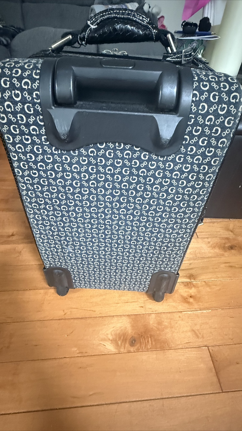 Guess Rolling Suitcase - photo 2