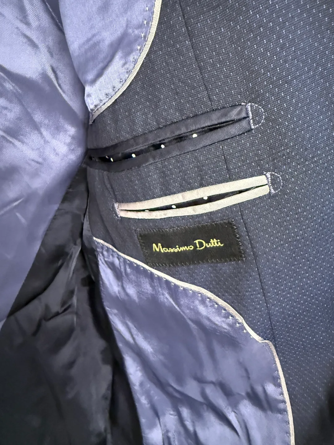 Massimo Dutti men’s 38R blazer image indicator(3)