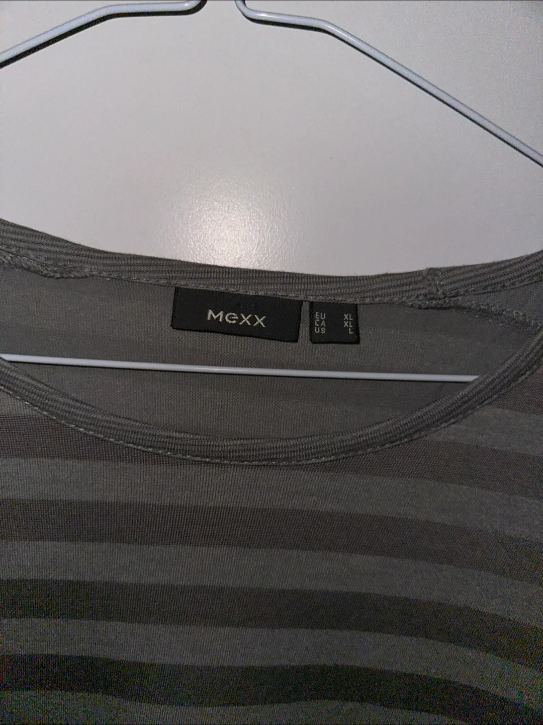 *Like New*. Men’s Mexx Long Sleeve Shirt image indicator(2)