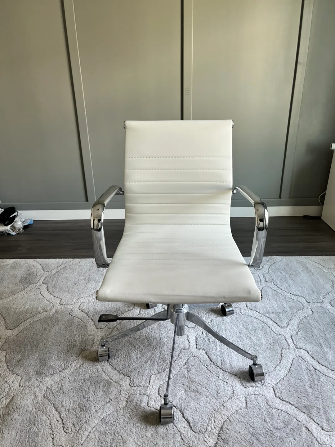 White Office Chair with Chrome Accents thumbnail