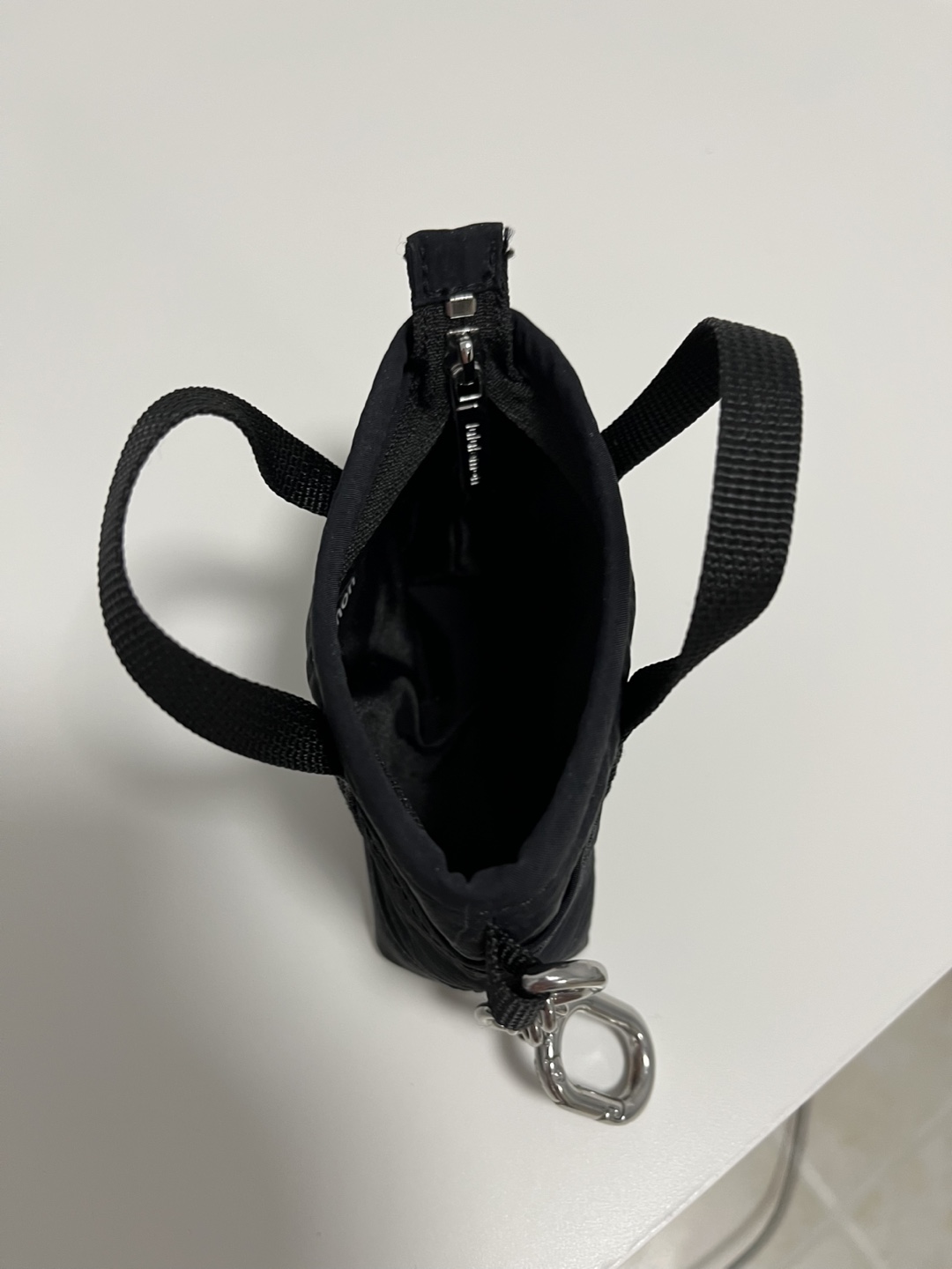 Lululemon Black Mini Belt Bag Keychain - photo 3