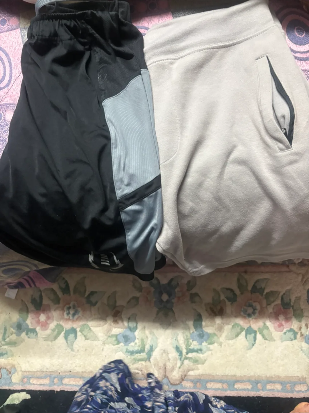 Mixed Clothing Lot - Champion XL, Fila, etc image indicator(3)