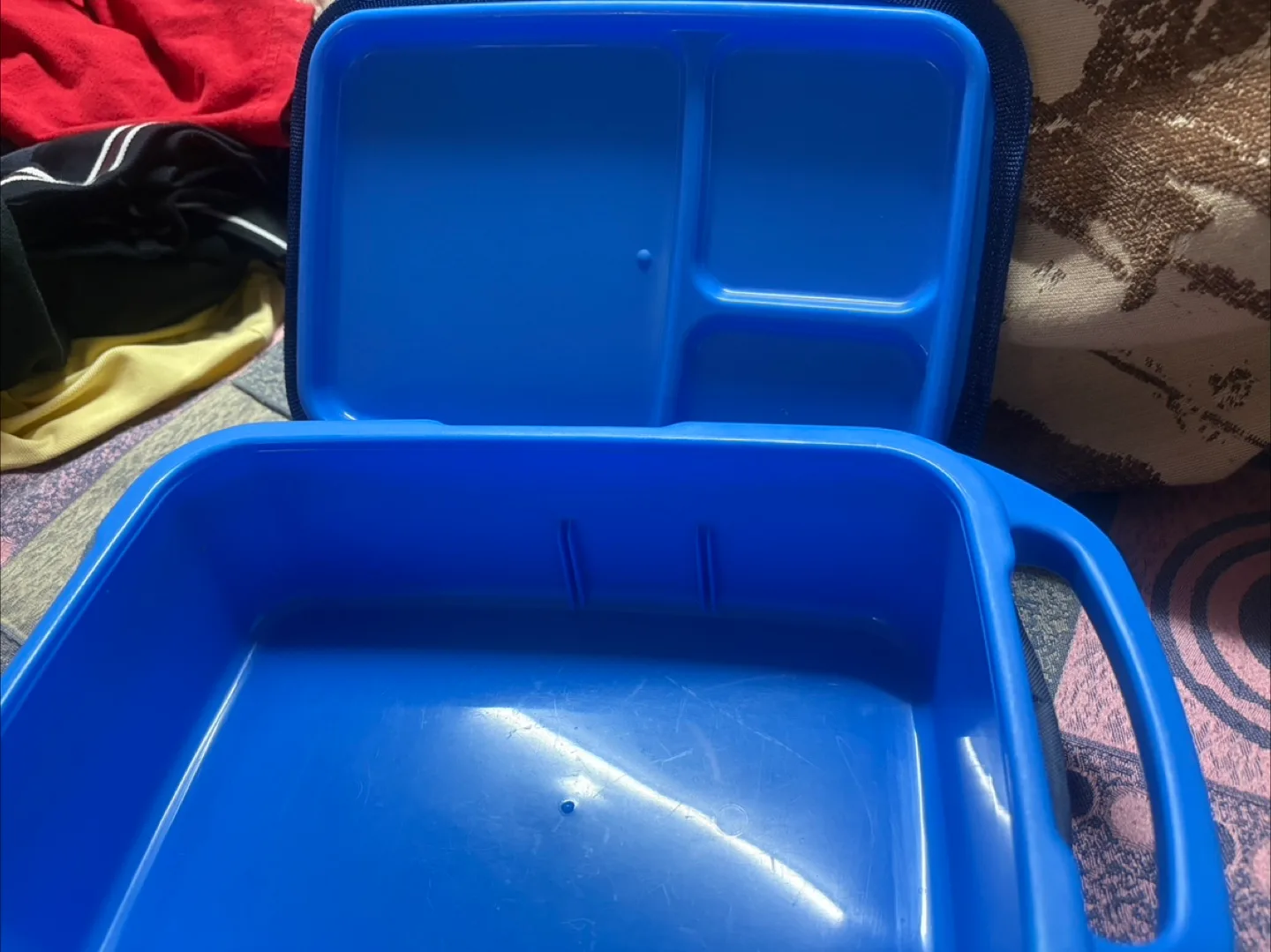 Mixed Clothing Lot - Champion XL, Fila, etc image indicator(10)