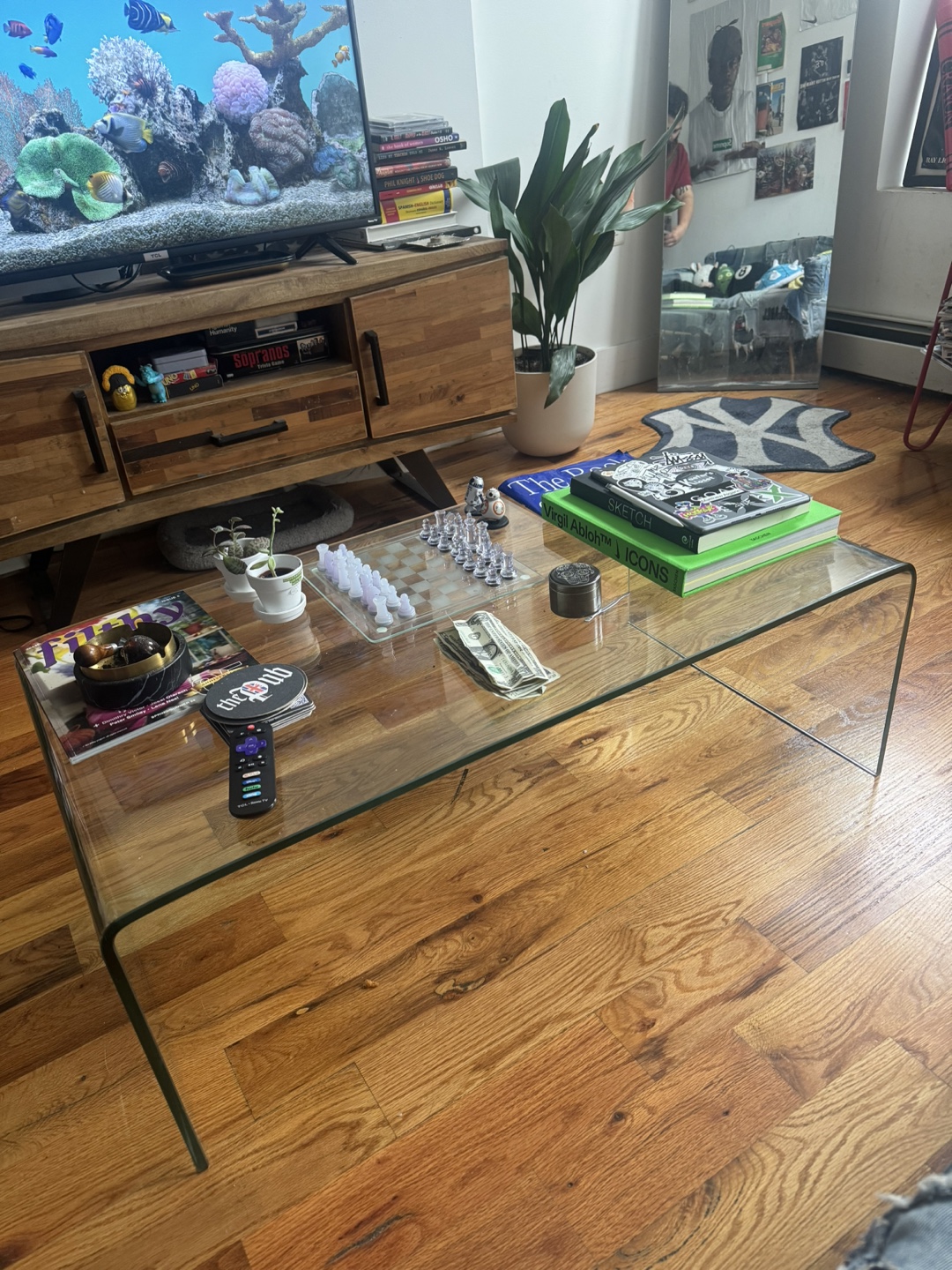 glass coffee table - photo 2