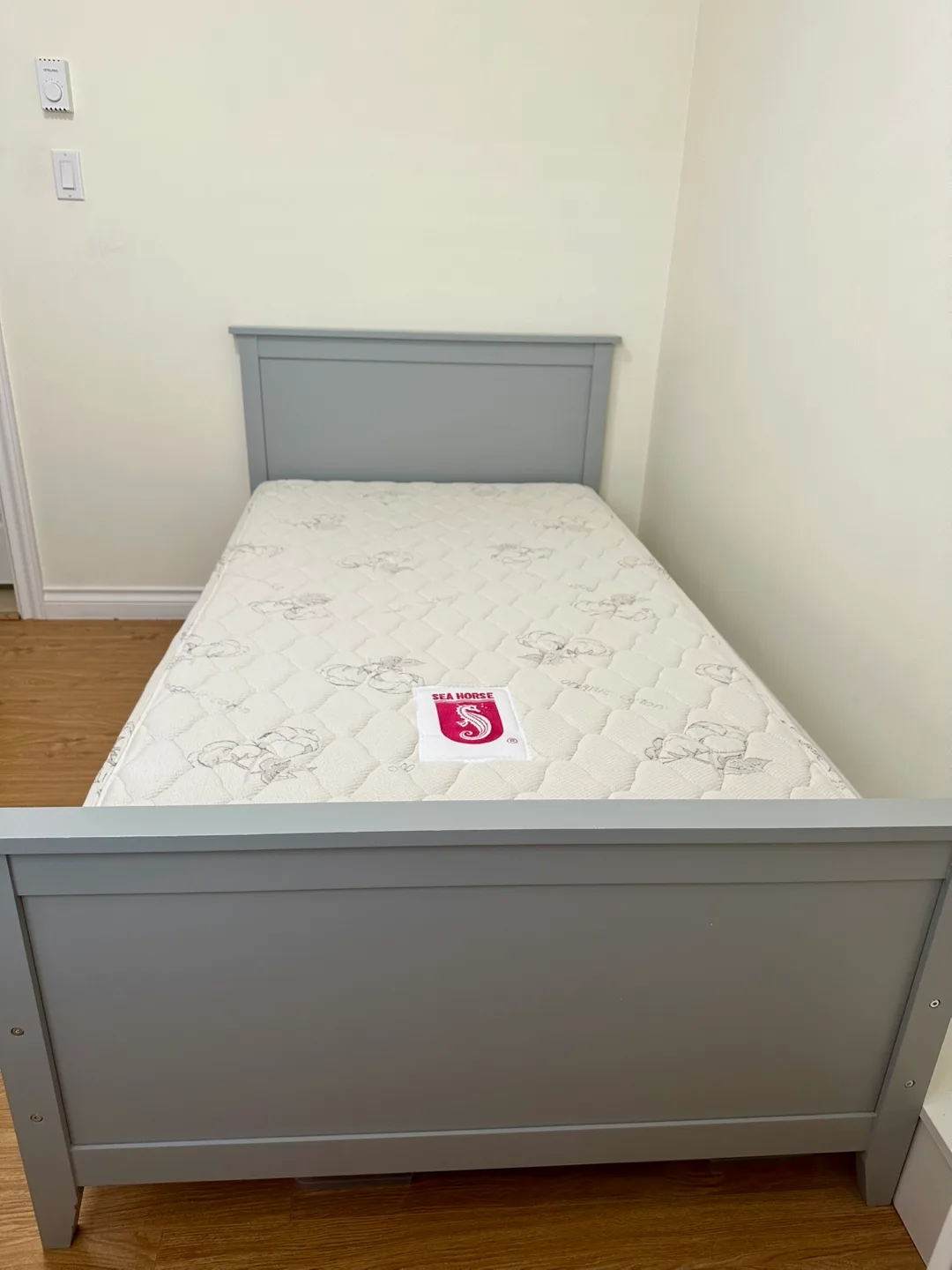 Structube Twin Bed Frame thumbnail